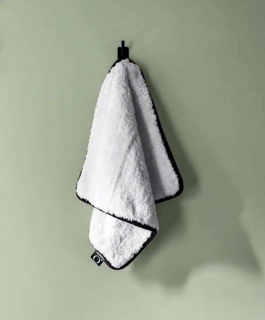 BEAU BY MYSTR O – LUXURY MICROFIBRE DUSTING CLOTH FOR HOME & FURNITURE