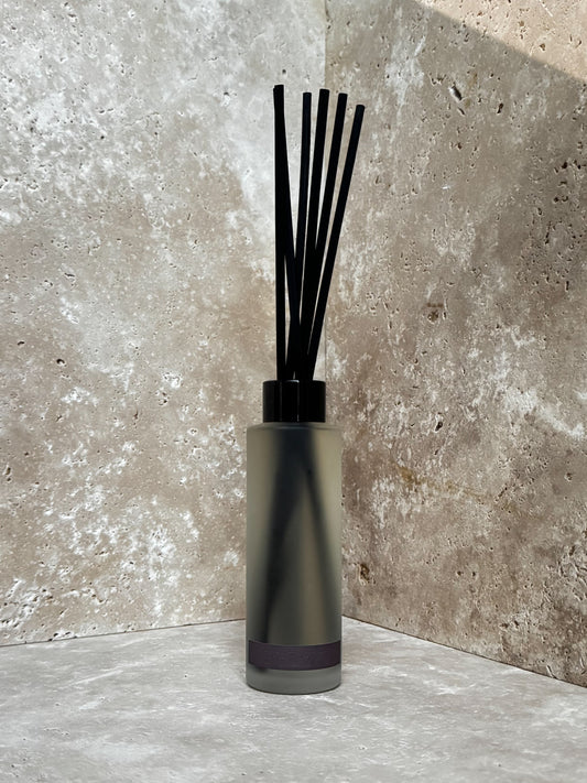 VANILLA VEIL REED DIFFUSER