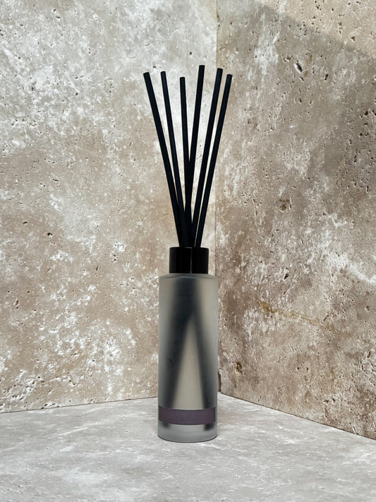 BLONDE EMBER REED DIFFUSER