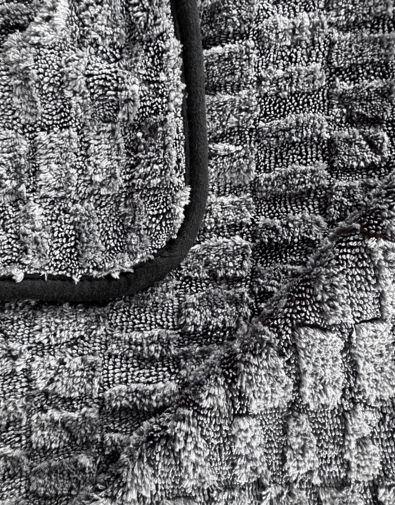 LUNA BY MYSTR O – LUXURY MICROFIBRE DRYING TOWEL FOR HOME, CARS, PETS & MORE