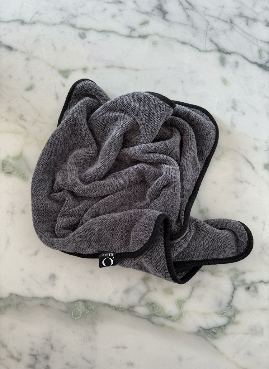 VAL BY MYSTR O – LUXURY MICROFIBRE ALL-PURPOSE CLEANING CLOTH FOR HOME, KITCHEN & BATHROOM