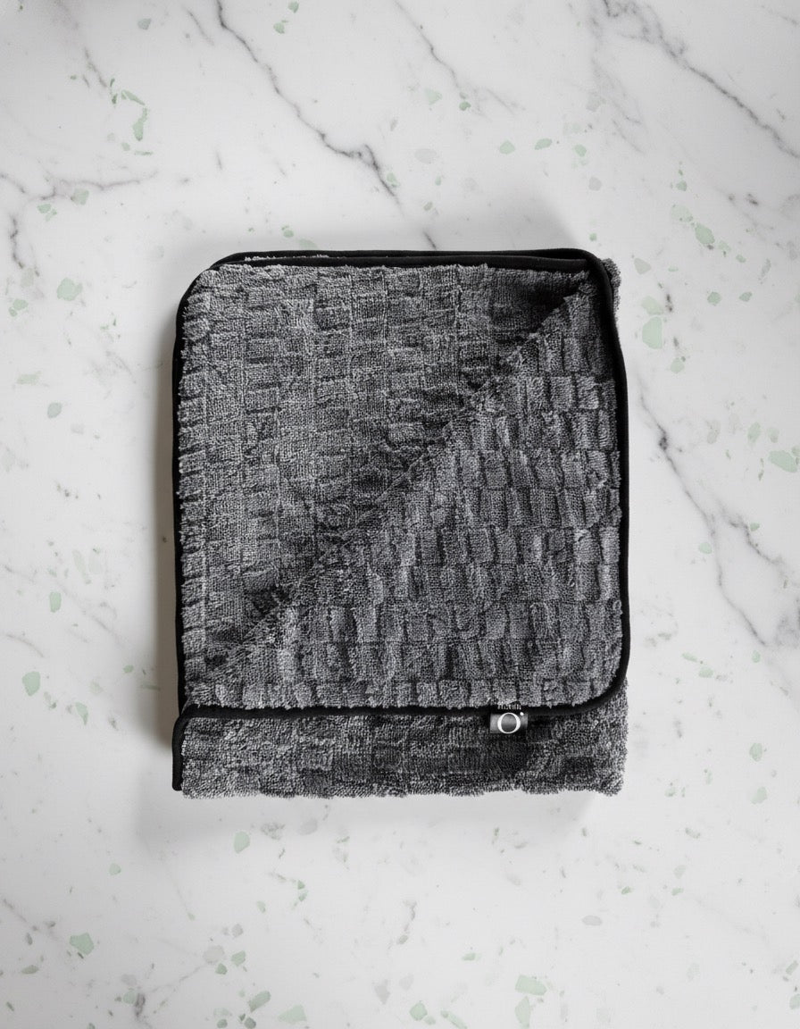 LUNA BY MYSTR O – LUXURY MICROFIBRE DRYING TOWEL FOR HOME, CARS, PETS & MORE