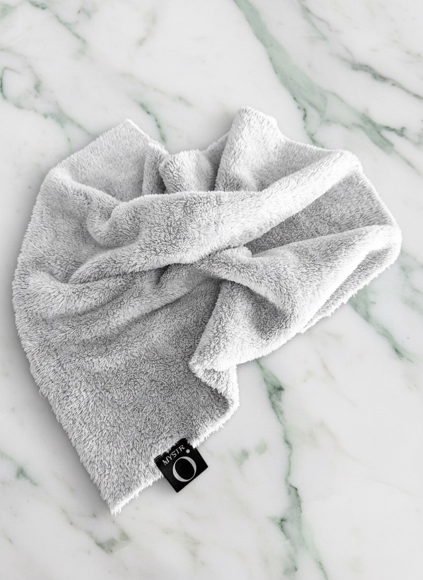 THEO BY MYSTR O – LUXURY MICROFIBRE TECH CLOTH FOR SCREENS & DEVICES