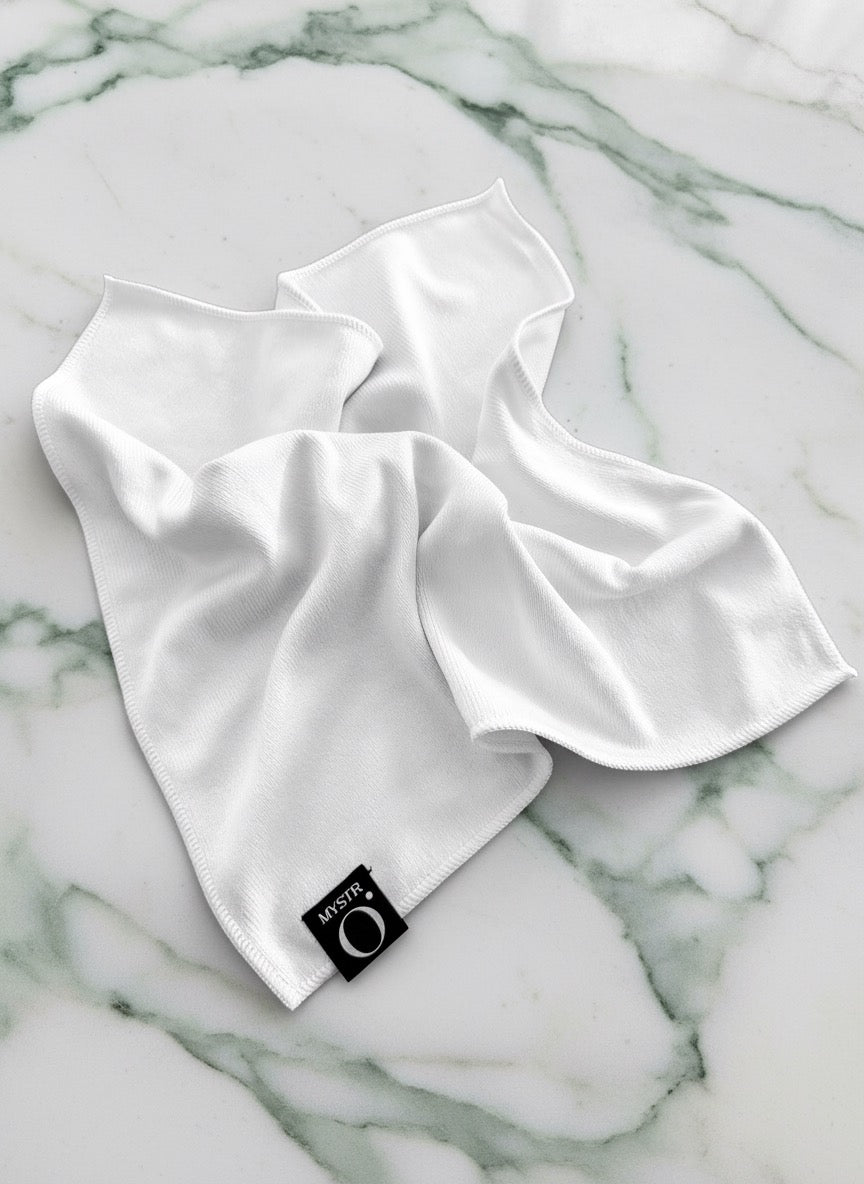LUMI DUO BY MYSTR O – LUXURY MICROFIBRE GLASS CLEANING CLOTH FOR STREAK-FREE SHINE