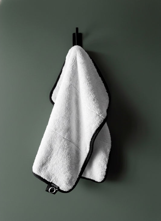 VIVI BY MYSTR O – LUXURY MICROFIBRE DUSTING CLOTH FOR HOME & FURNITURE