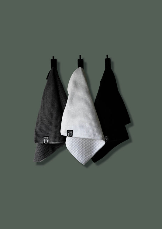 LENNY - ESSENTIALS PACK – LUXURY MICROFIBRE CLEANING CLOTHS FOR HOME AND KITCHEN (3 PACK)